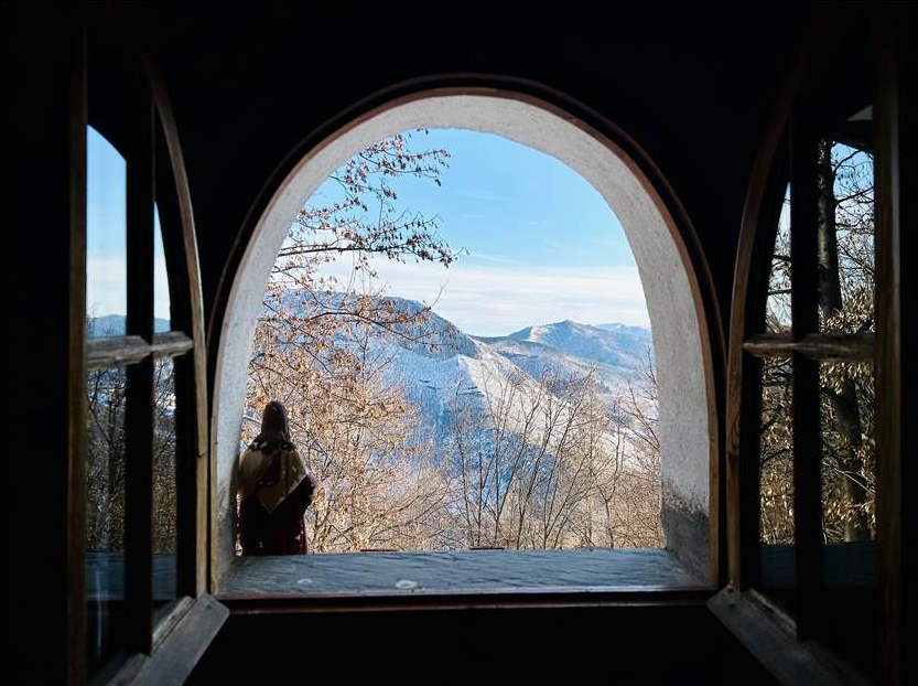 Detached house with land in a panoramic position.