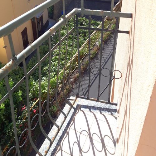 Rif. 1182 – Rapallo – Via Ghizolfo – Appartamento Bilocale di sessanta metriquadrati commerciali – Centrale e comodo a t