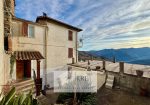 Semi-detached house with breathtaking views for sale in Aquila d’Arroscia