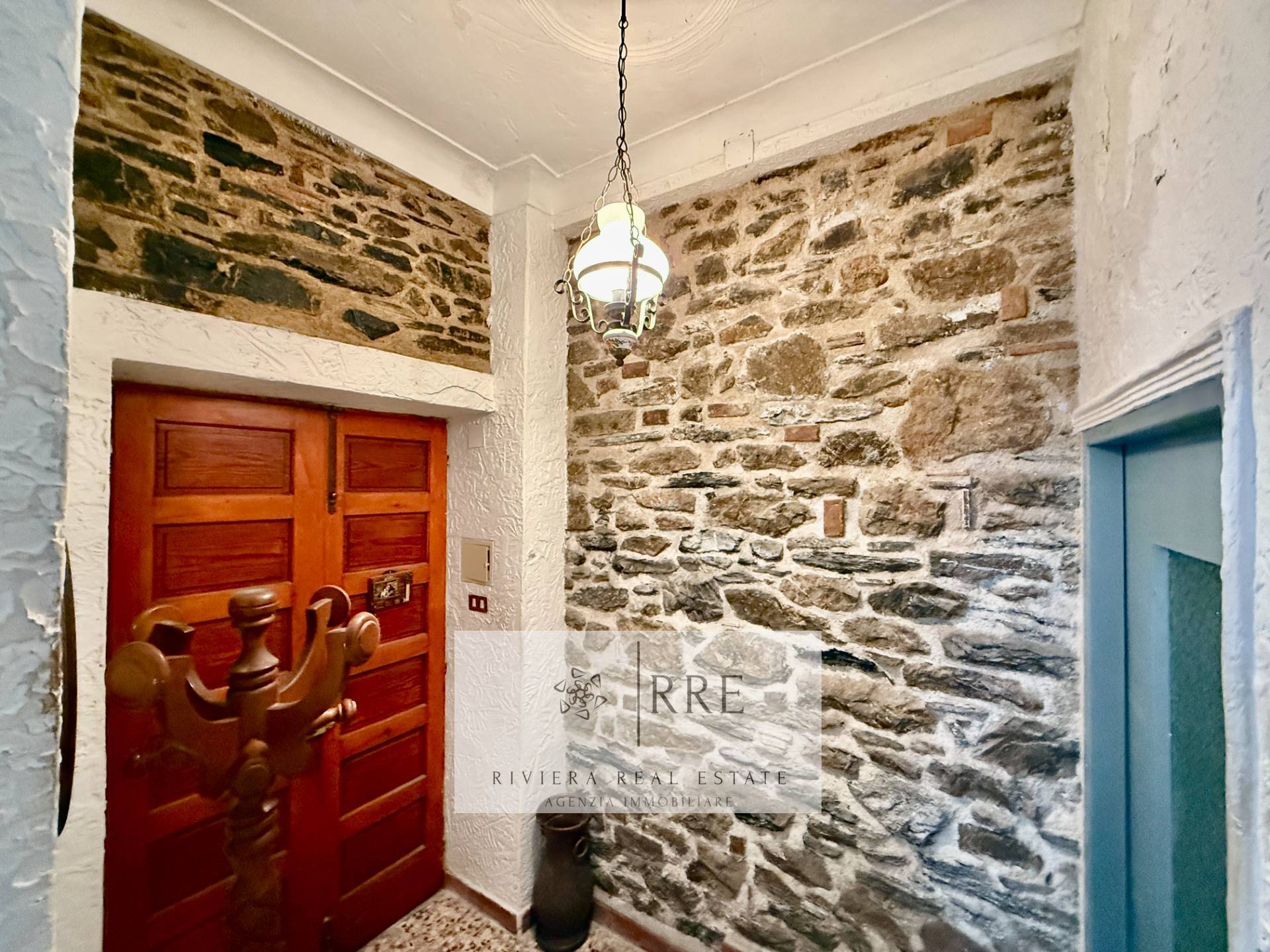 Semi-detached house with breathtaking views for sale in Aquila d’Arroscia