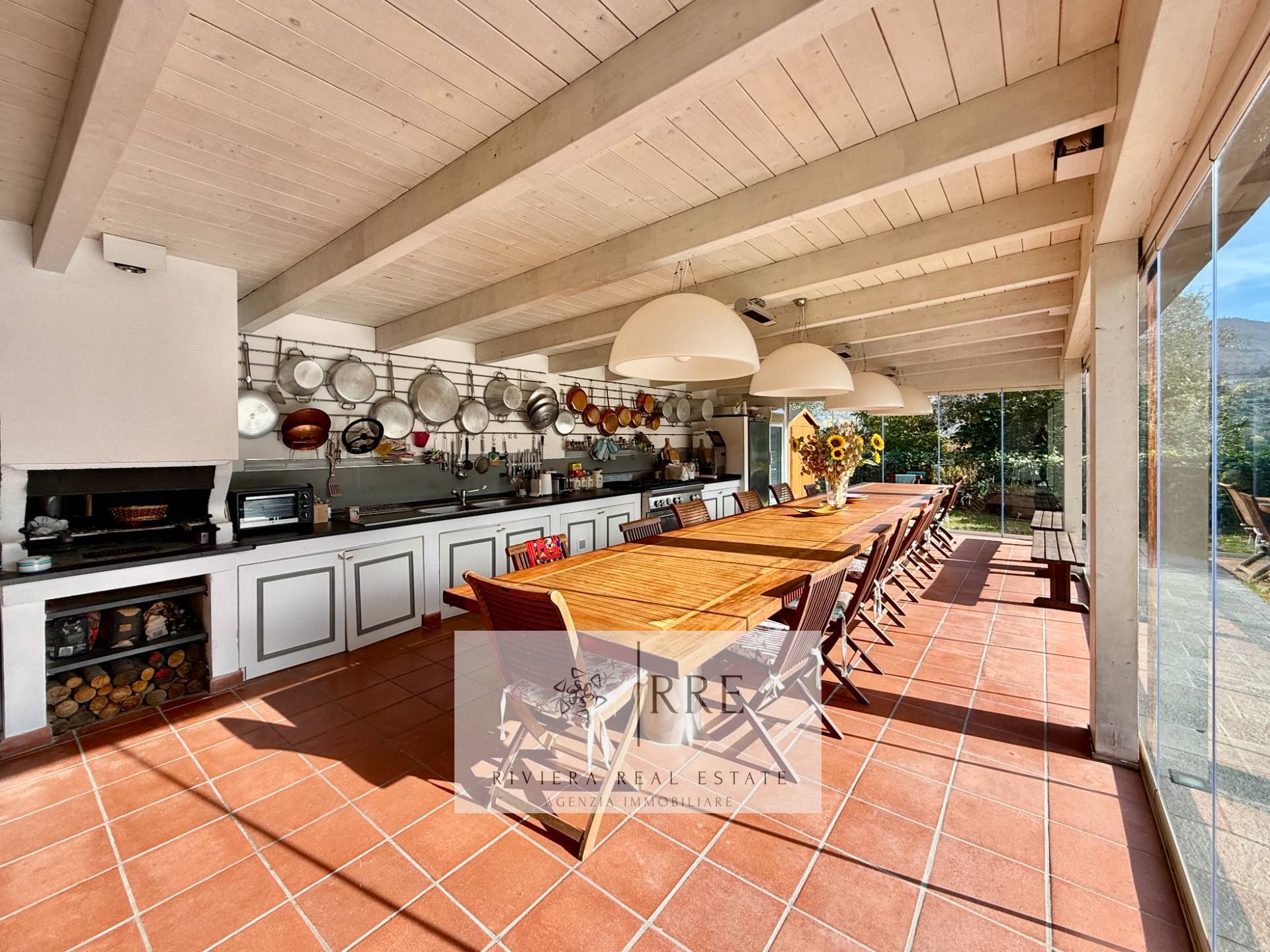 Villa in Golf Club in Garlenda with Swimmingpool