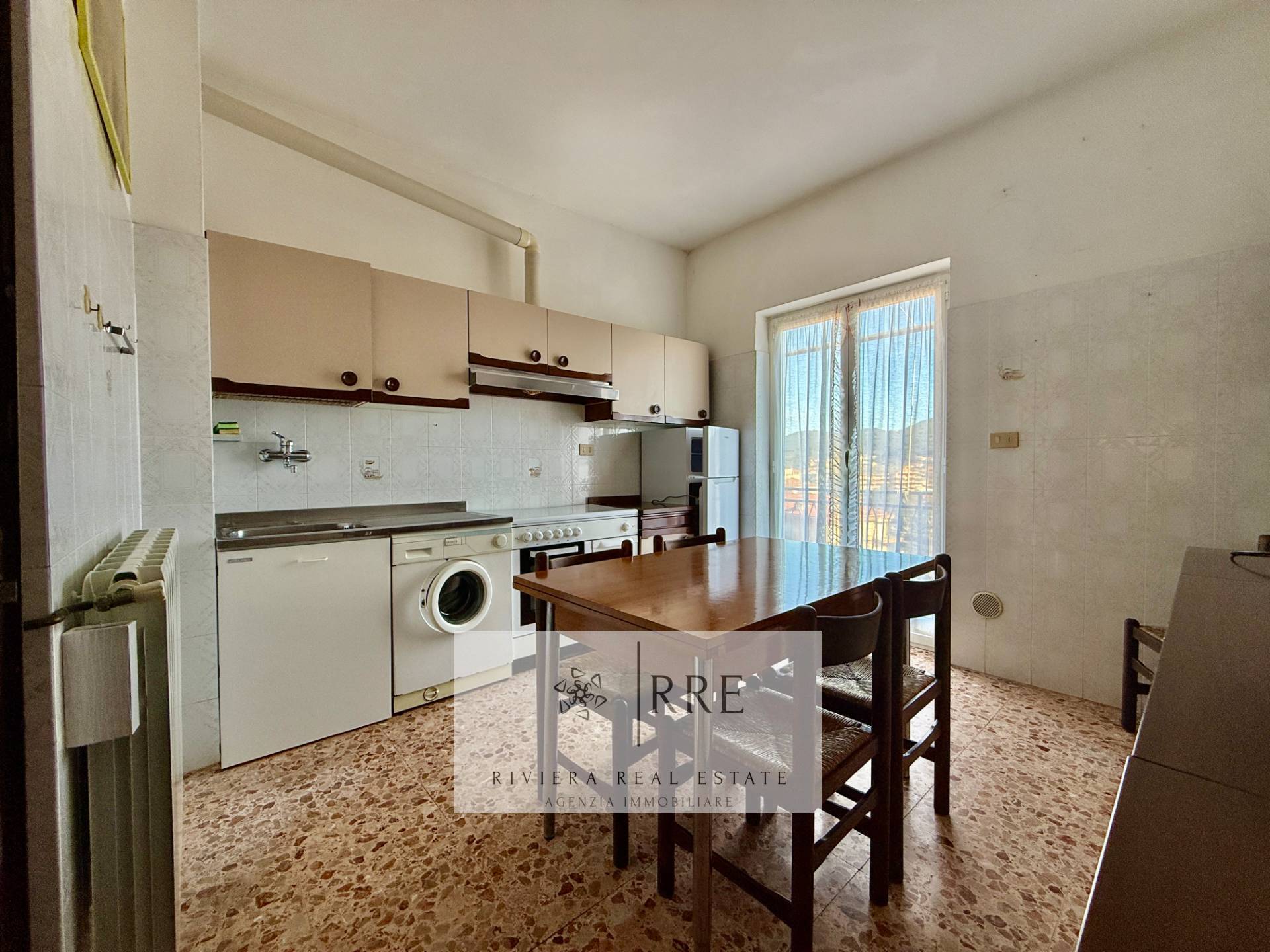 Splendid three-room apartment with a magnificent sea-view in Andora