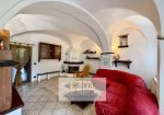 Prestigious historic detached house for sale in Vado