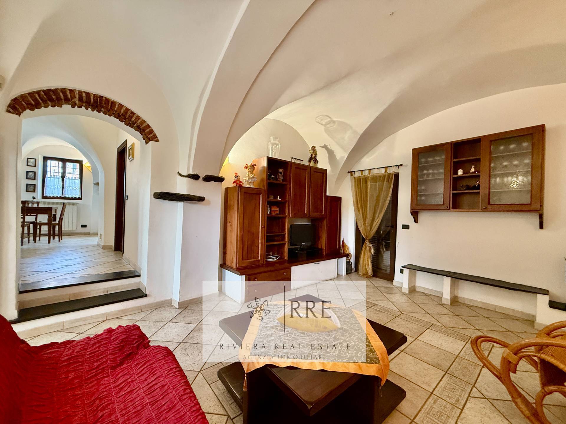 Prestigious historic detached house for sale in Vado