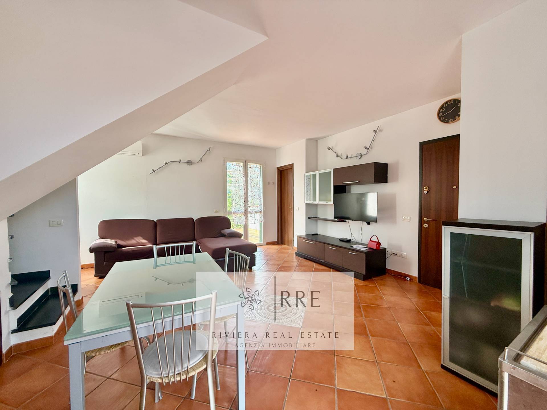 Stunning Furnished Duplex In Garlenda – Just A Stone’s Throw From The Golf Club