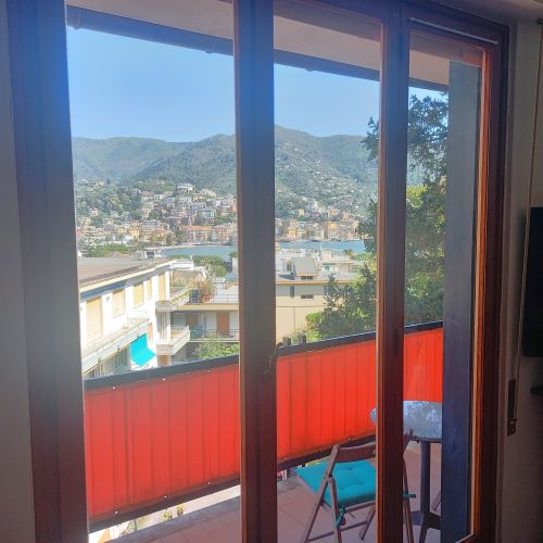 Rif. 1057 Rapallo – Via Vespucci – ATTICO VISTA MARE del Golfo di Rapallo – A due passi dal Porto Turistico e dalle spia