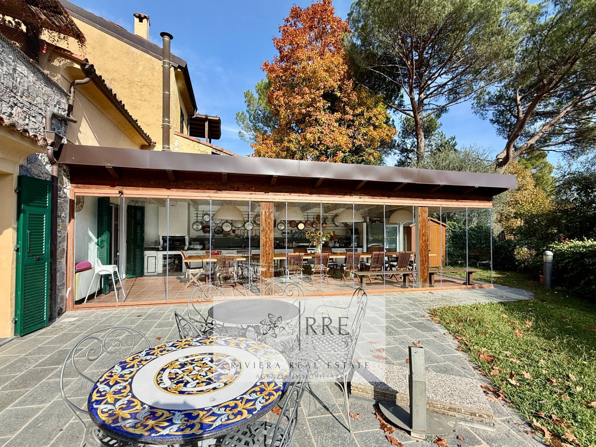 Villa in Golf Club in Garlenda with Swimmingpool