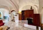 Prestigious historic detached house for sale in Vado