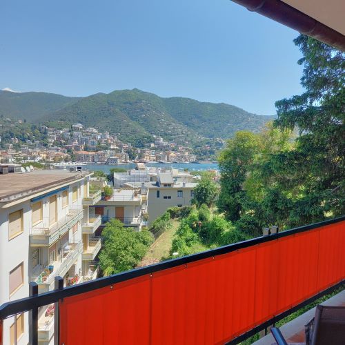 Rif. 1057 Rapallo – Via Vespucci – ATTICO VISTA MARE del Golfo di Rapallo – A due passi dal Porto Turistico e dalle spia