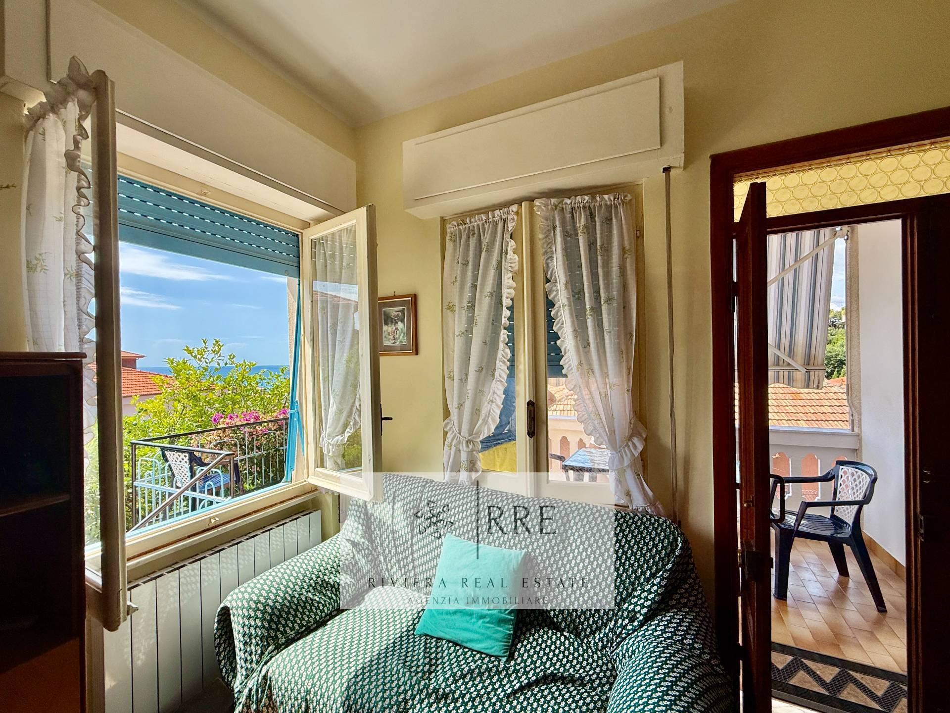 Villa for sale with sea view – Riviera Ligure