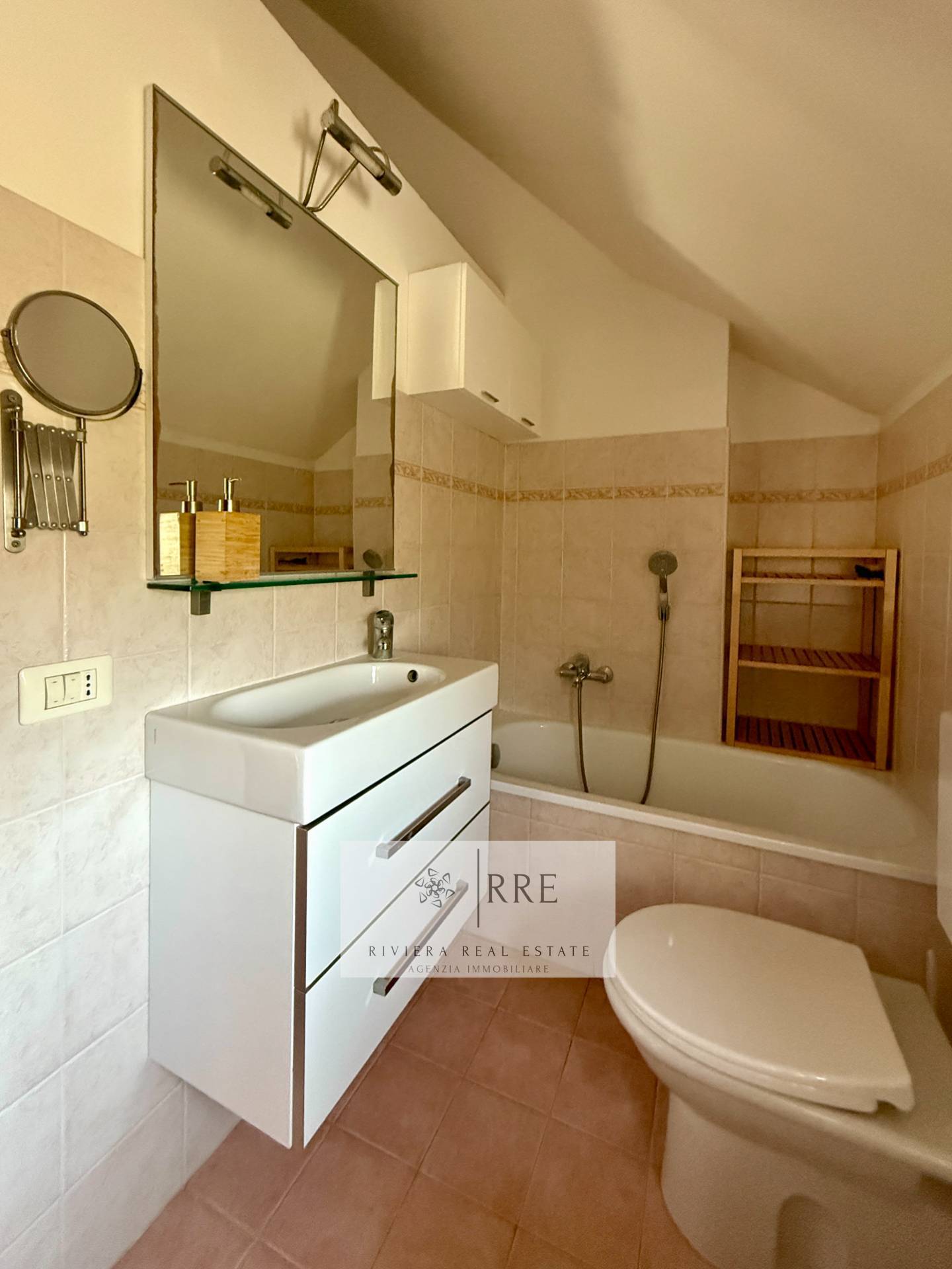 Stunning Furnished Duplex In Garlenda – Just A Stone’s Throw From The Golf Club