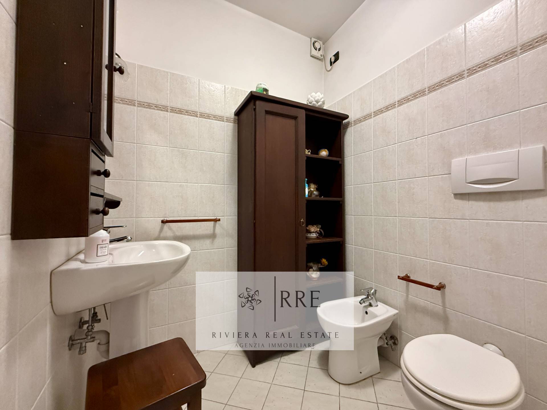 Prestigious historic detached house for sale in Vado