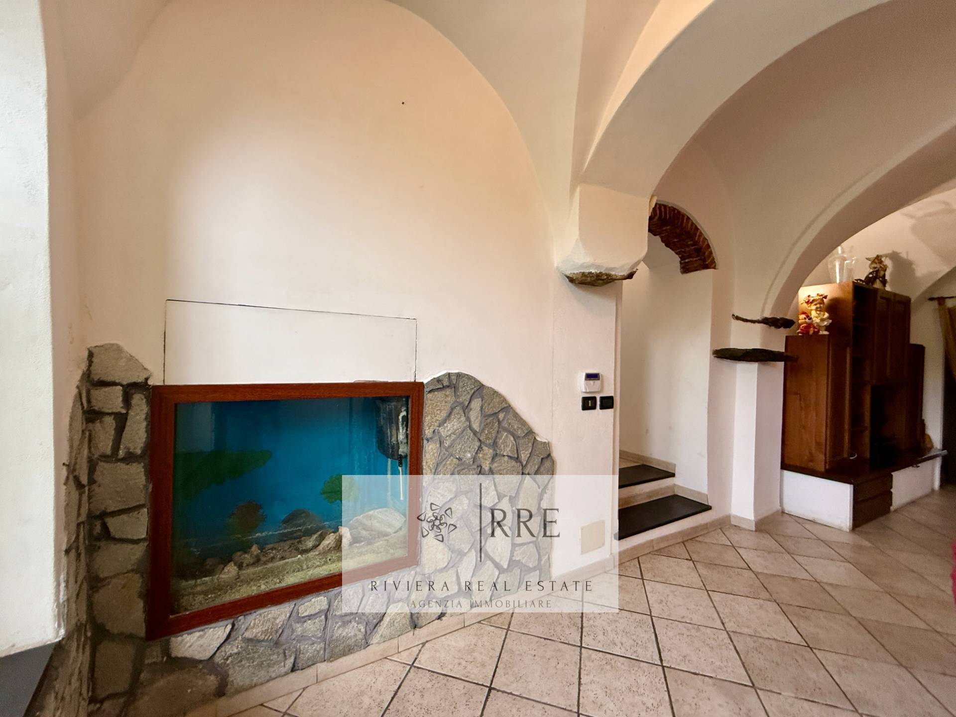 Prestigious historic detached house for sale in Vado