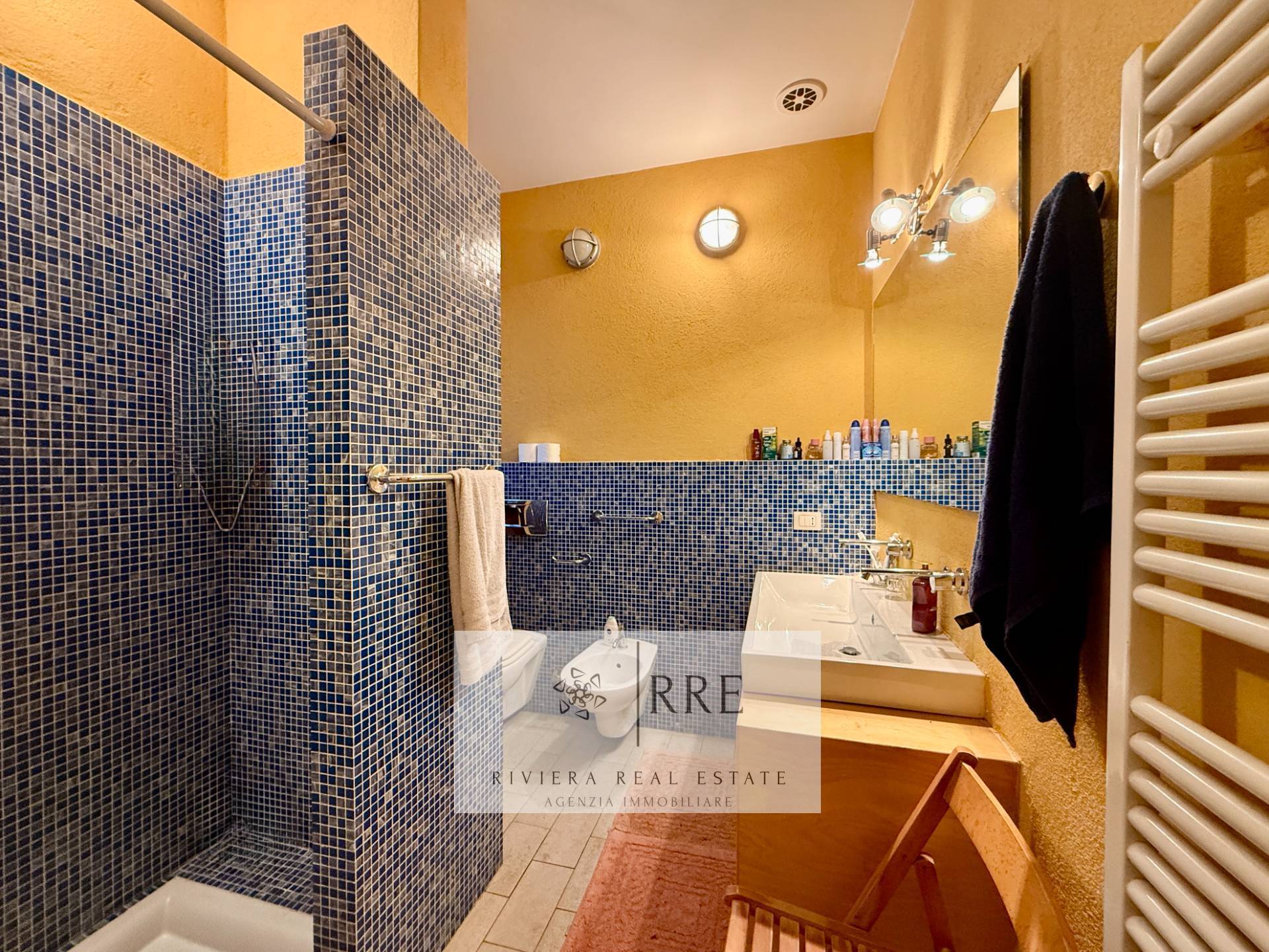 Villa in Golf Club in Garlenda with Swimmingpool