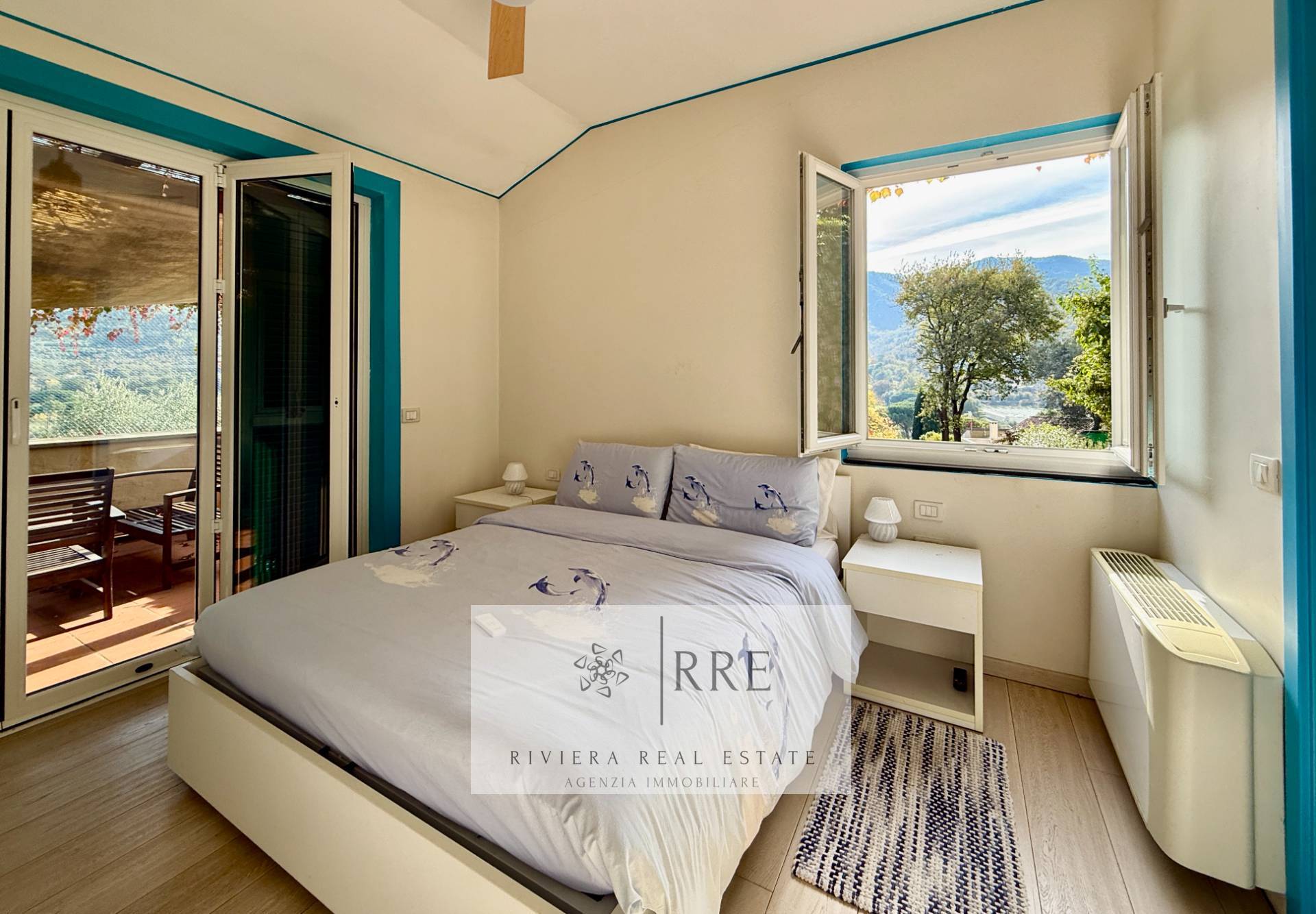 Villa in Golf Club in Garlenda with Swimmingpool