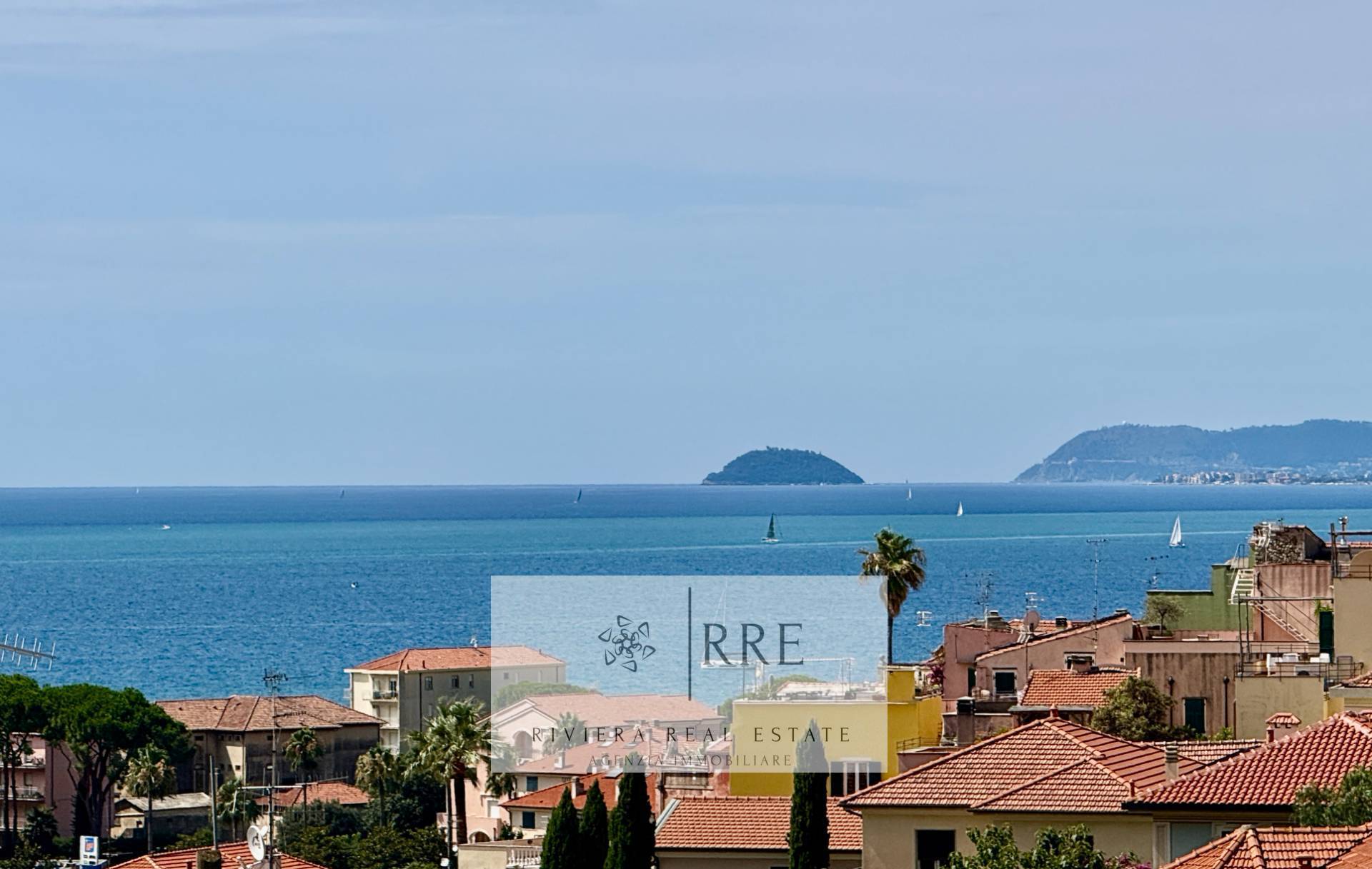 SEMI-DETACHED HOUSE FOR SALE with sea view – Riviera Ligure