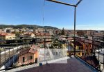 Splendid three-room apartment with a magnificent sea-view in Andora