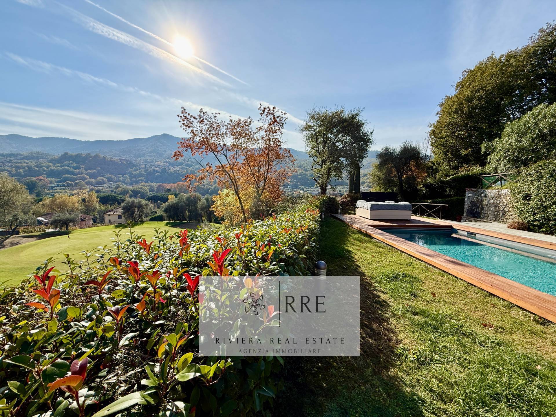 Villa in Golf Club in Garlenda with Swimmingpool