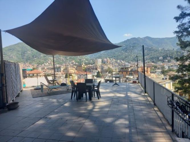 Rif. 1057 Rapallo – Via Vespucci – ATTICO VISTA MARE del Golfo di Rapallo – A due passi dal Porto Turistico e dalle spia