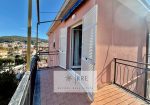 Splendid three-room apartment with a magnificent sea-view in Andora