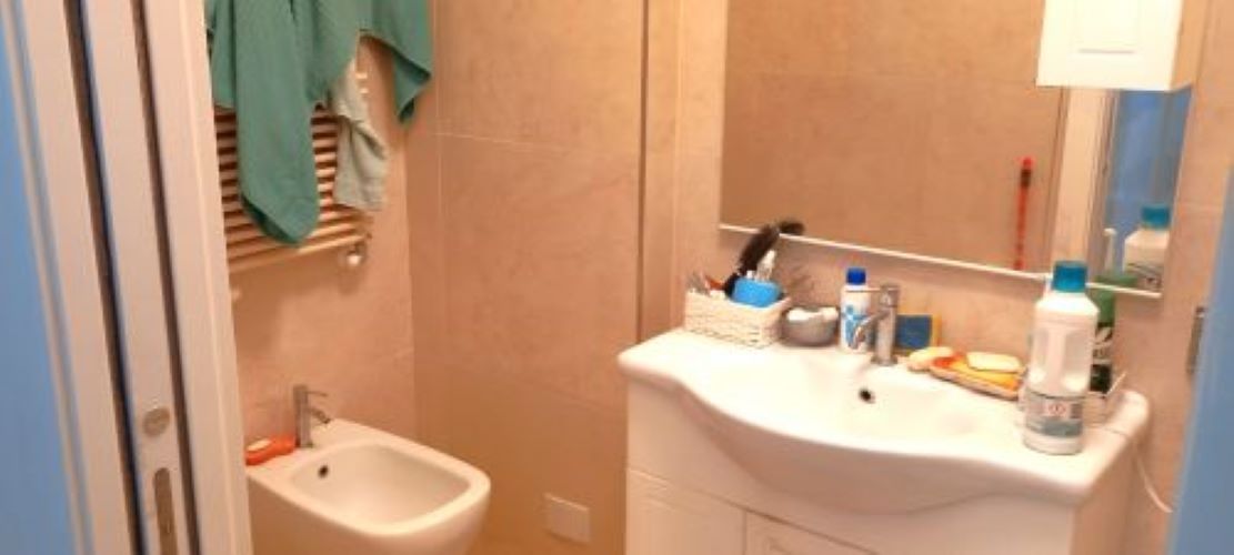 Rif. 1058 – Rapallo – Via Vespucci – a due passi dal Porto Turistico e dal mare – Comodissimo al centro ed a tutti i ser