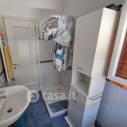 Spacious two-room apartment with terrace and sea view in Lavagna