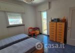 Spacious two-room apartment with terrace and sea view in Lavagna