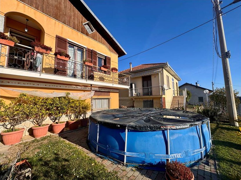 Independent Villa in Onzo