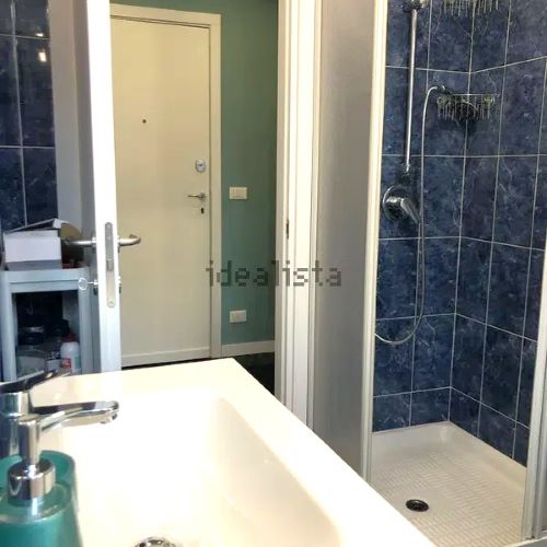 Rif. 1073 – Rapallo – Via Privata Dei Glicini – Comodo mare e centro – Appartamento Bilocale di 45 MQ – Silenzioso – Ter