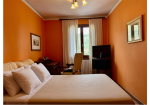 Villa with 8000 sq mt of land and private sauna with pool