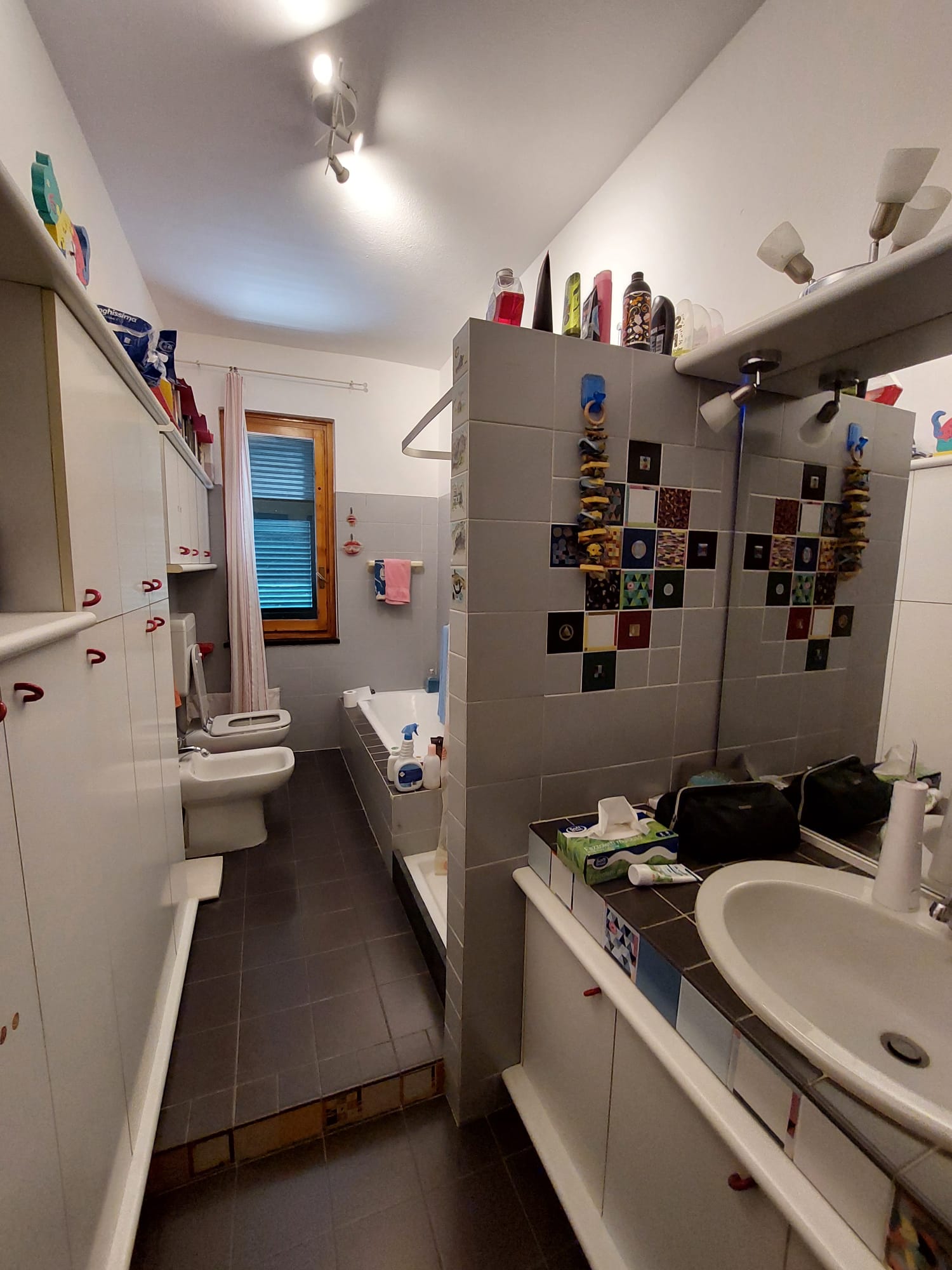 Penthouse with sea view in a two-family villa with independent entrance in Rapallo, Zoagli
