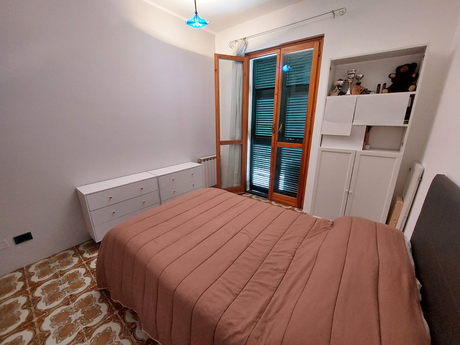 Penthouse with sea view in a two-family villa with independent entrance in Rapallo, Zoagli