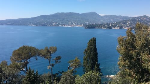 Zoagli – Villa indipendente sulla scogliera più incontaminata del Golfo del Tigullio, con accesso privato al mare